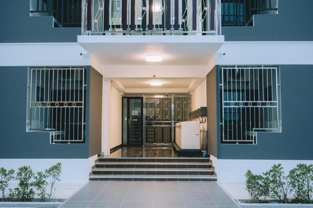 Appartement Pattanagorn Mansion พัฒนากร แมนชั่น à Rayong Extérieur photo
