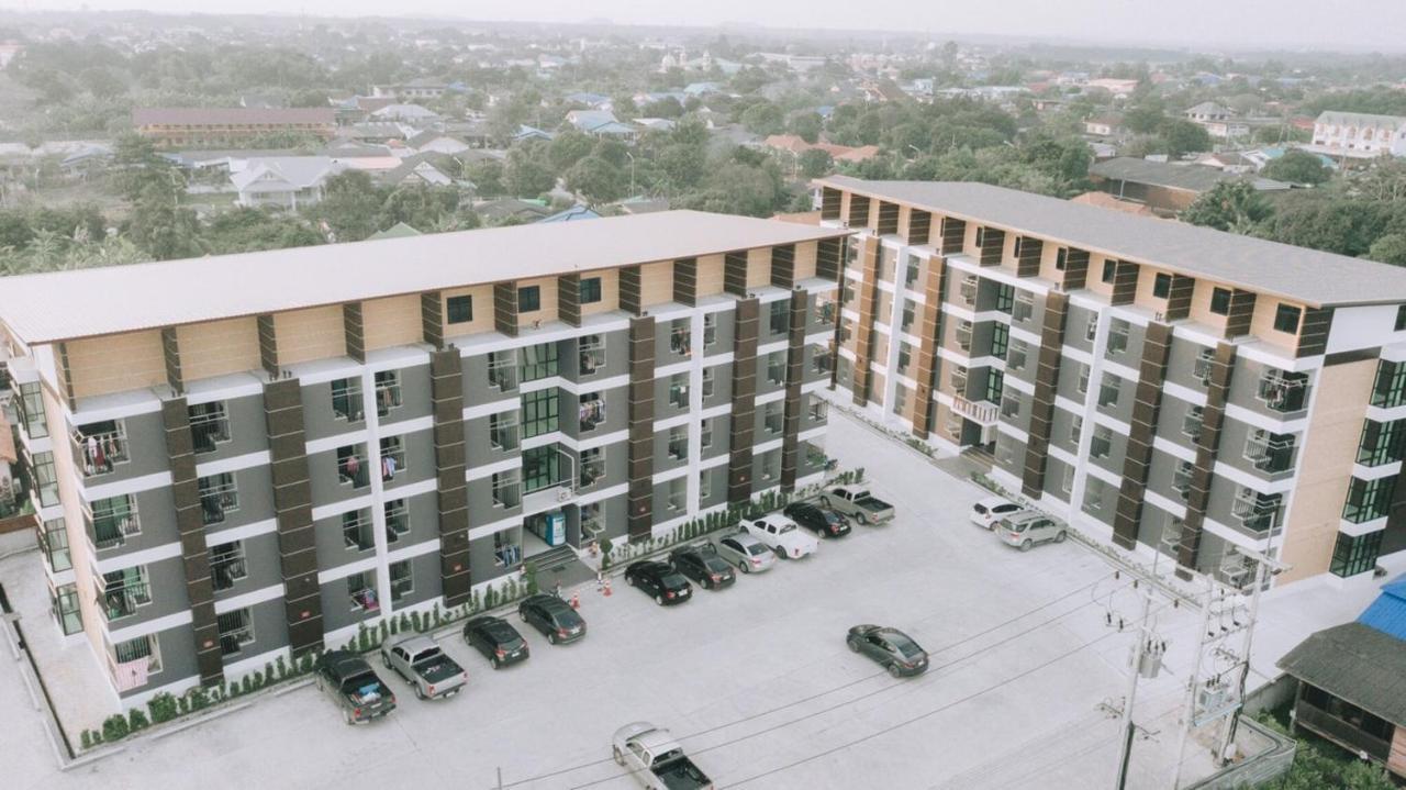 Appartement Pattanagorn Mansion พัฒนากร แมนชั่น à Rayong Extérieur photo